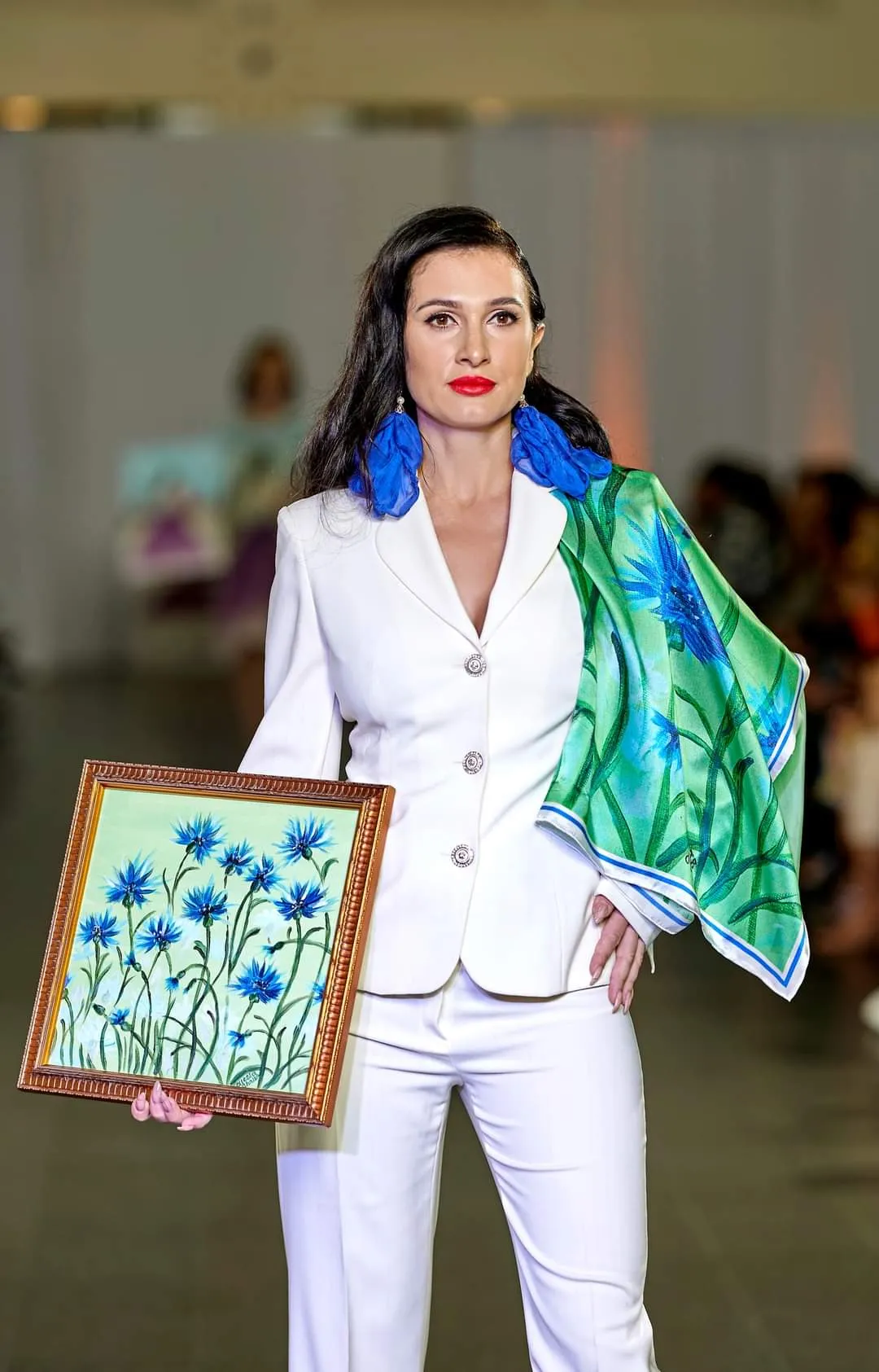 CORNFLOWERS DREAM Designer 100% Silk Art-A-Porte Scarf in Green Blue